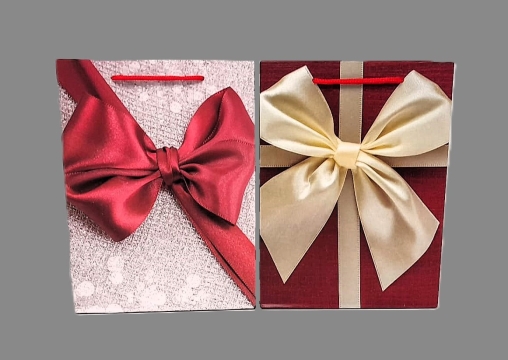 Taška s červenou mašlí střední