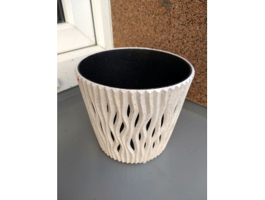 Obal plast černobílý