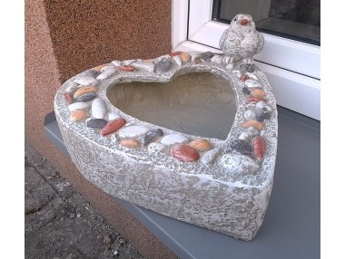 Srdce MG s ptáčkem