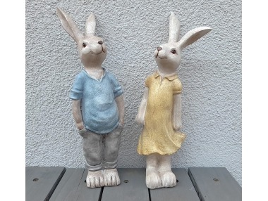 Zajíc + zaječice v šatech