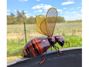 Moucha kovová velká